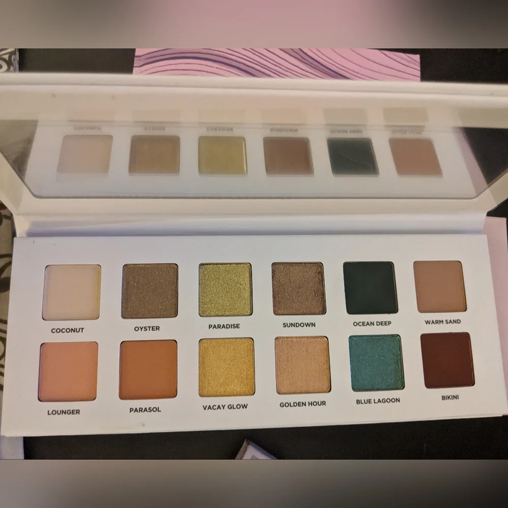 ICONIC London Beachside Babe Eyeshadow Palette | 12 pan 0.65 g ℮ / Net Wt. .27